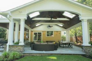 MORIN_BACK_PORCH_RIGHT_SIDE